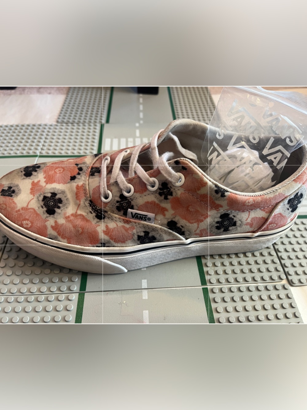 Vans Women’s Floral Canvas Sneakers - Pink & Black- Size 10 Extra New Laces